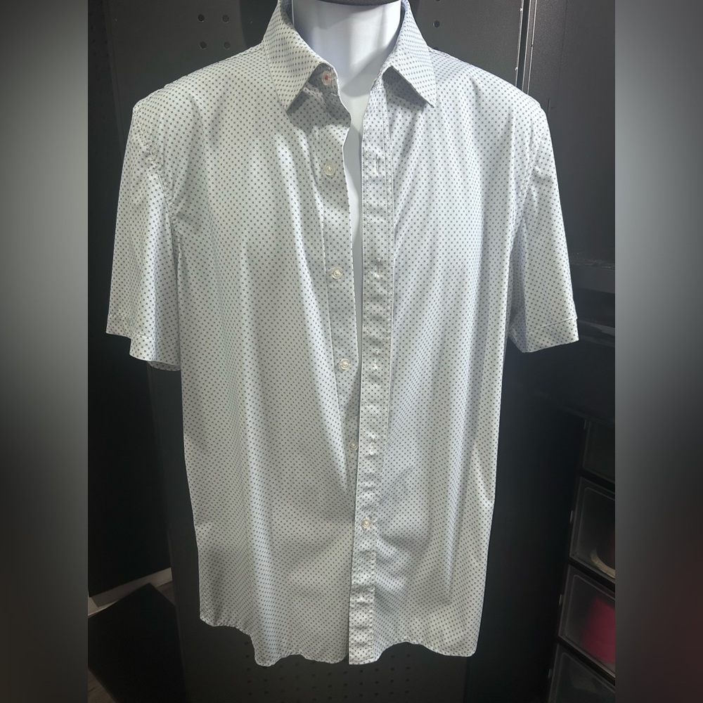 Flag & Anthem - Men's Medium - White Patterned Shirt - Stretch, Moisture Wicking